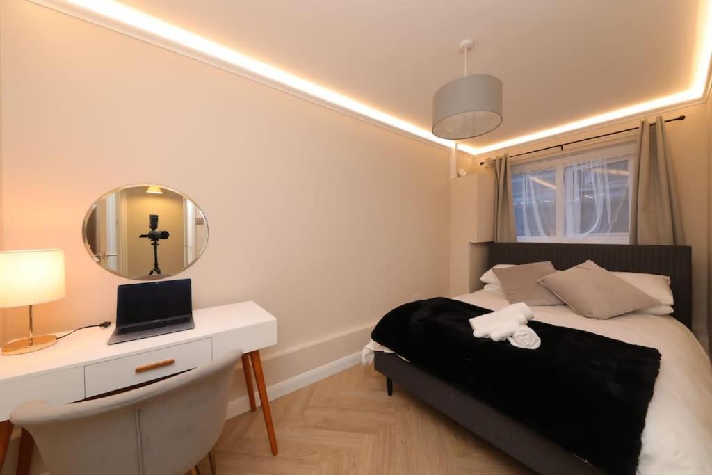 Riverside Serviced Apartments Лондон Экстерьер фото