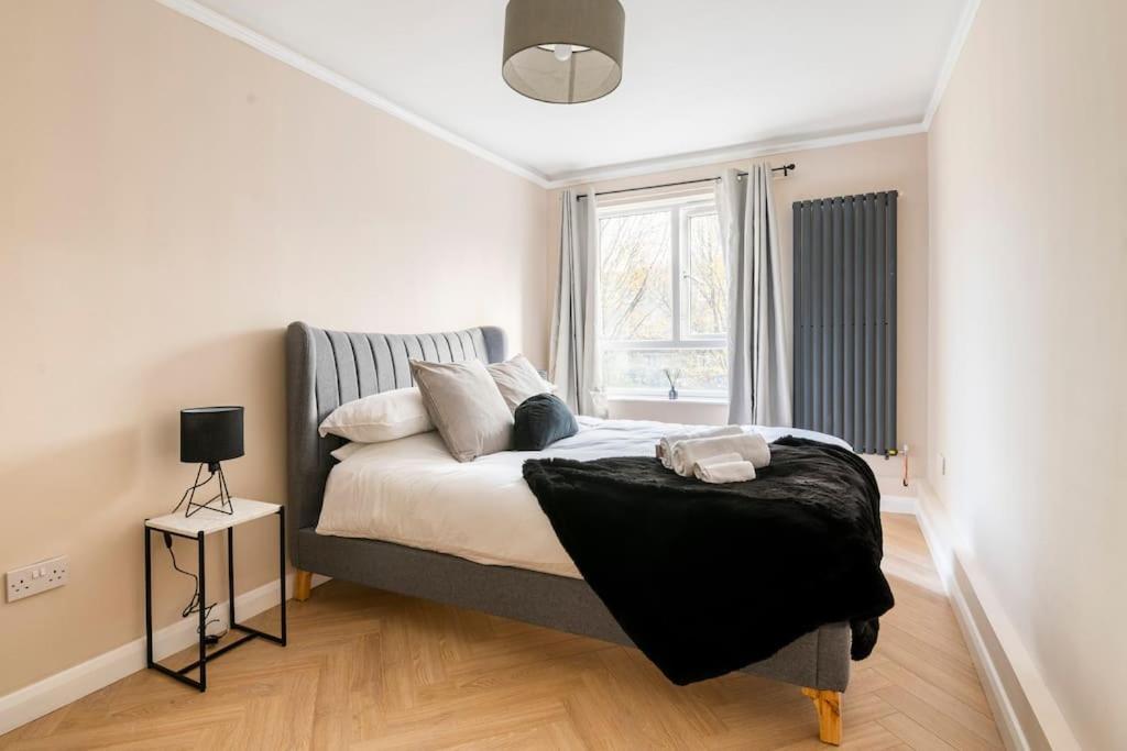 Riverside Serviced Apartments Лондон Экстерьер фото